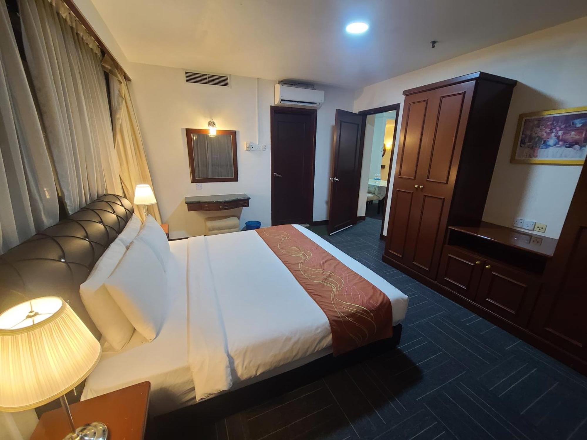 Kl Time Square Hotal Sarvice Suite Kuala Lumpur Esterno foto