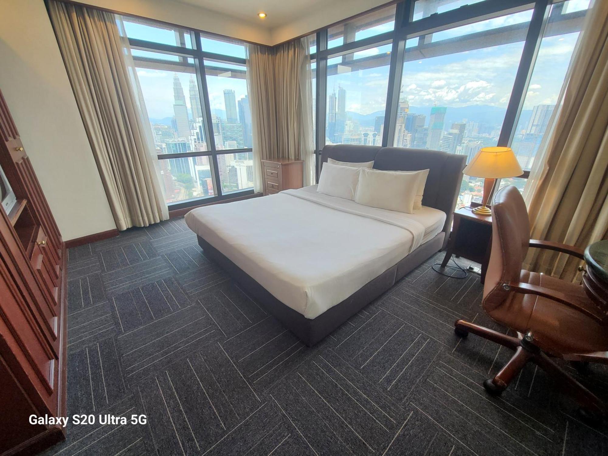 Kl Time Square Hotal Sarvice Suite Kuala Lumpur Esterno foto