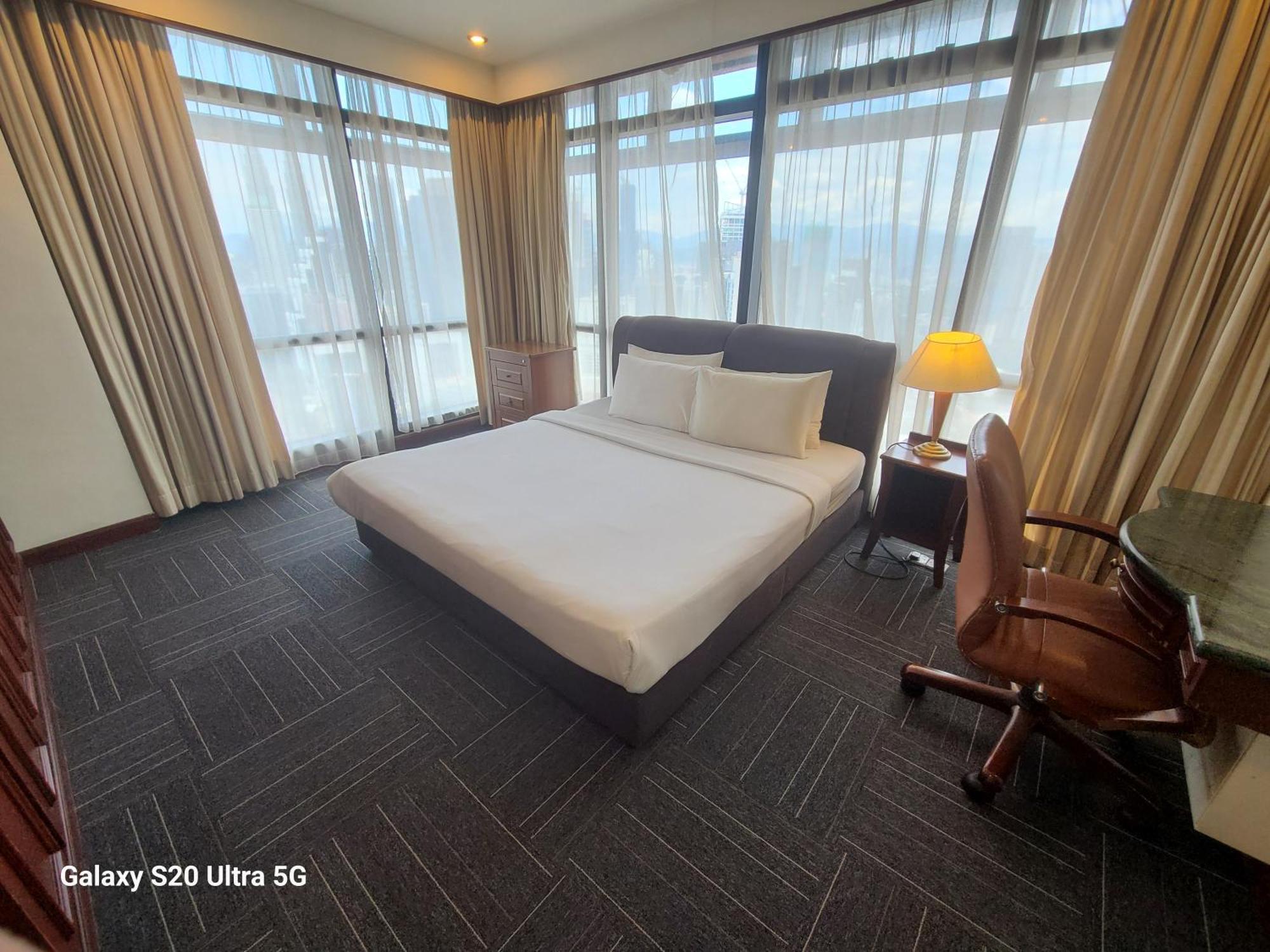 Kl Time Square Hotal Sarvice Suite Kuala Lumpur Esterno foto