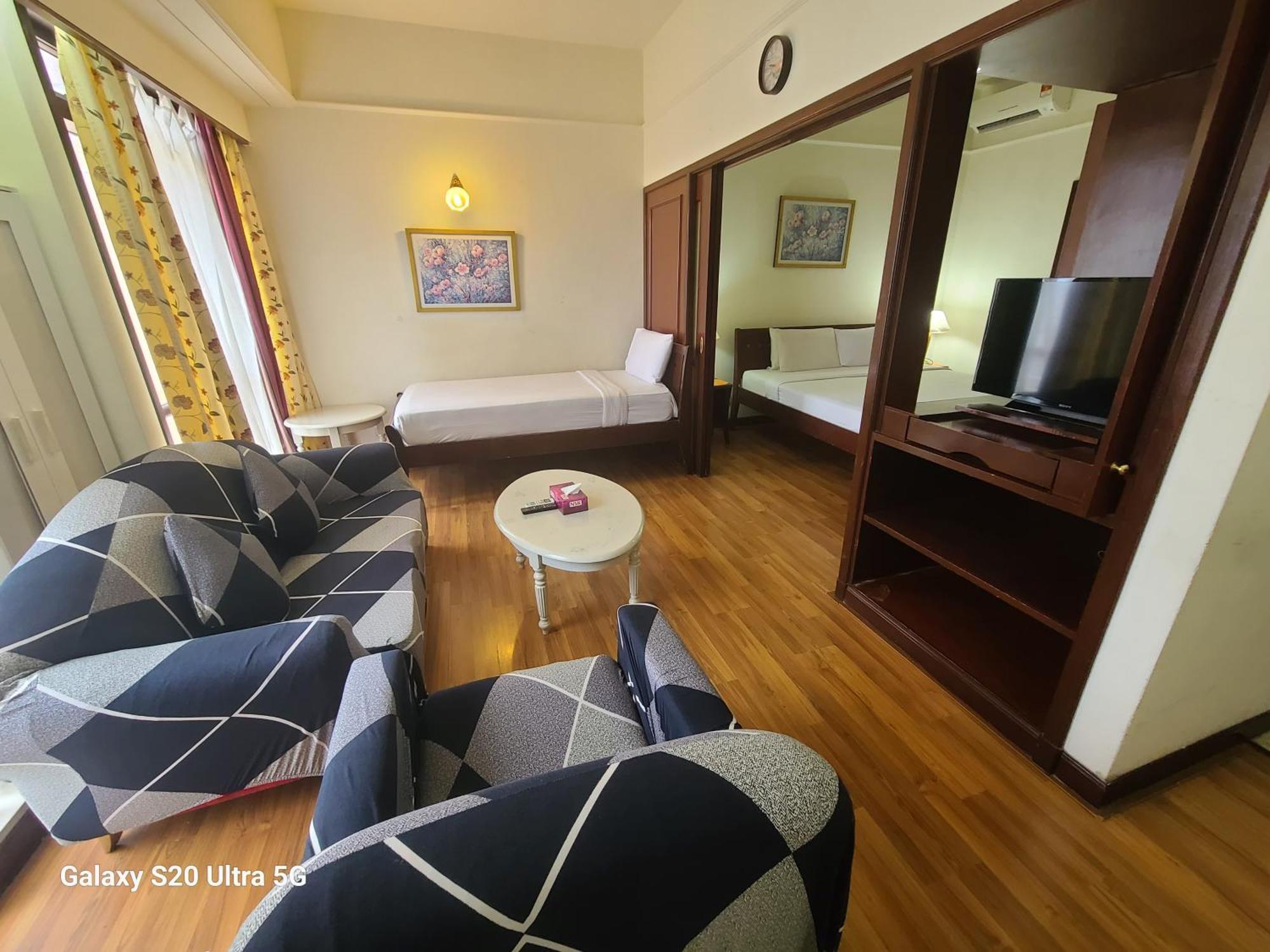 Kl Time Square Hotal Sarvice Suite Kuala Lumpur Esterno foto